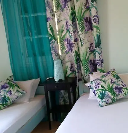 Apartament Garneli *